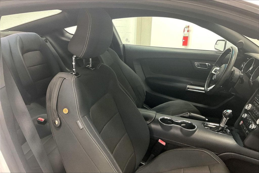 2015 Ford Mustang V6
