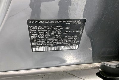 2025 Volkswagen Atlas 2.0T SE w/Technology