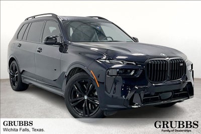 2023 BMW X7 M60i