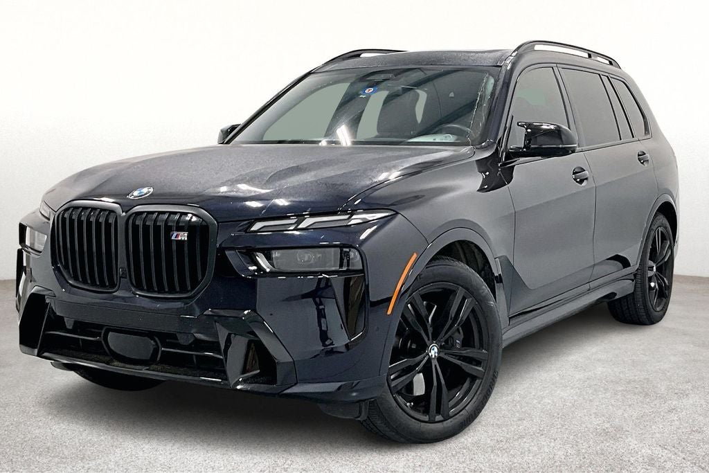 2023 BMW X7 M60i