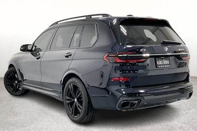 2023 BMW X7 M60i