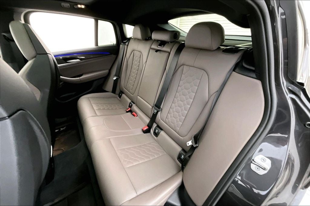 2023 BMW X4 M Base