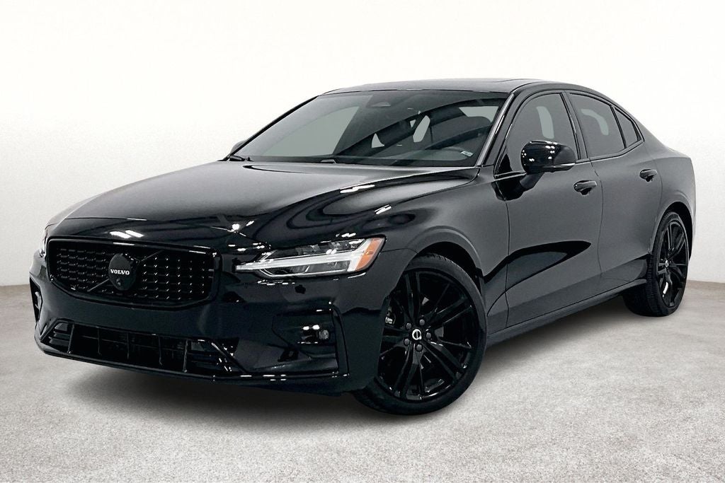2024 Volvo S60 B5 Plus Black Edition