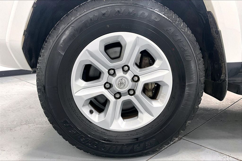 2024 Toyota 4Runner SR5