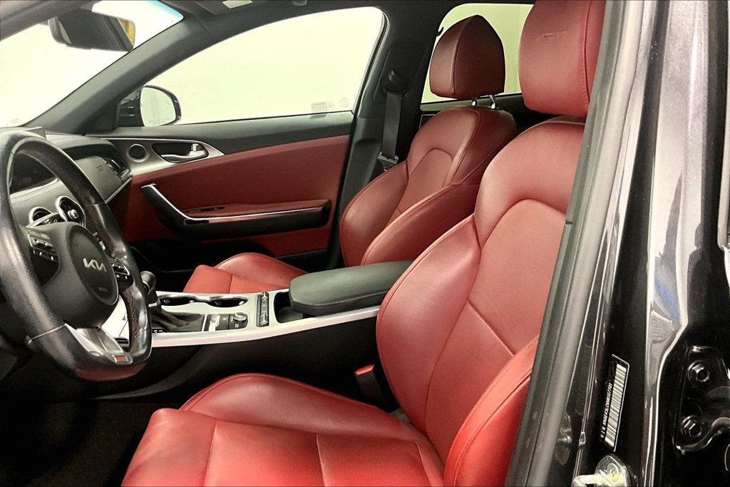 2022 Kia Stinger GT1