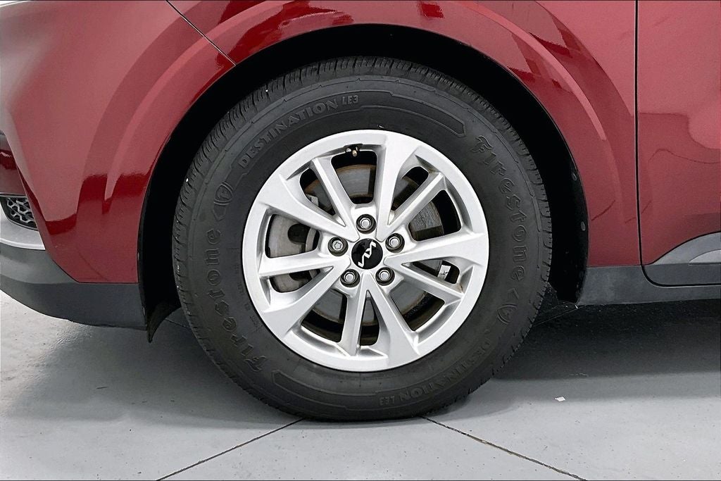 2024 Kia Carnival LX