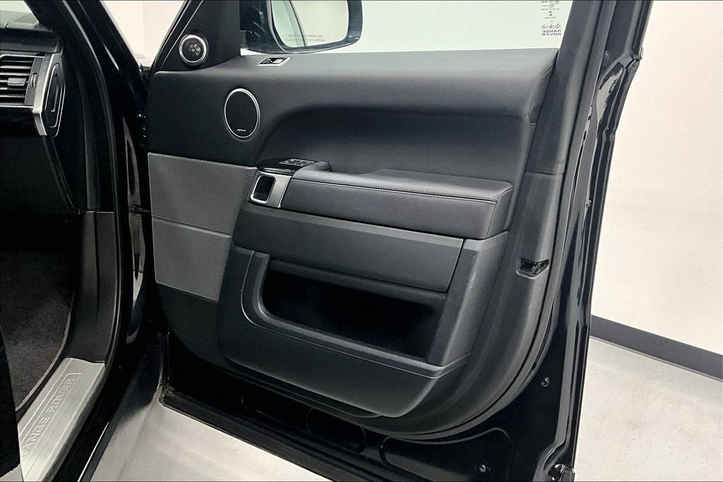 2022 Land Rover Range Rover Sport HSE Silver Edition