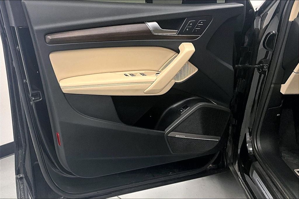 2024 Audi Q5 45 S line Premium quattro