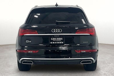 2024 Audi Q5 45 S line Premium quattro