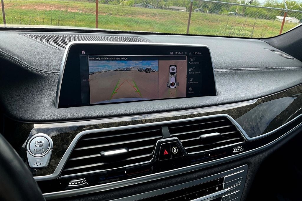 2022 BMW 7 Series 740i