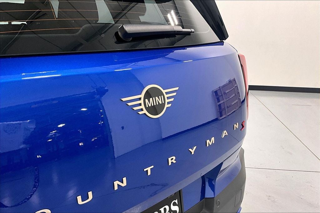 2025 MINI Cooper S Countryman Signature Plus