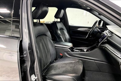 2022 Jeep Grand Cherokee Altitude