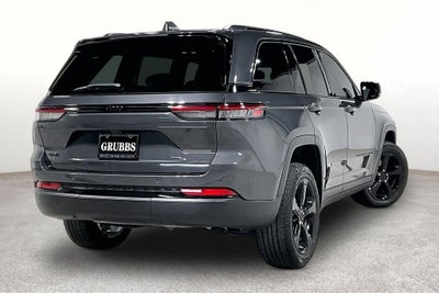 2022 Jeep Grand Cherokee Altitude