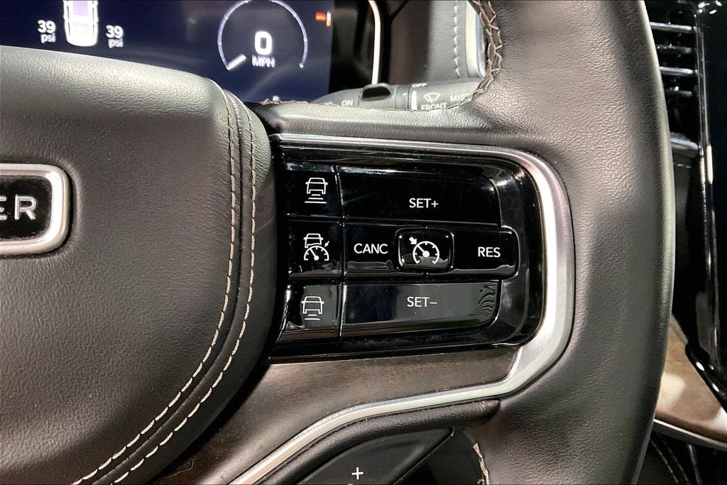 2022 Jeep Grand Wagoneer Series II