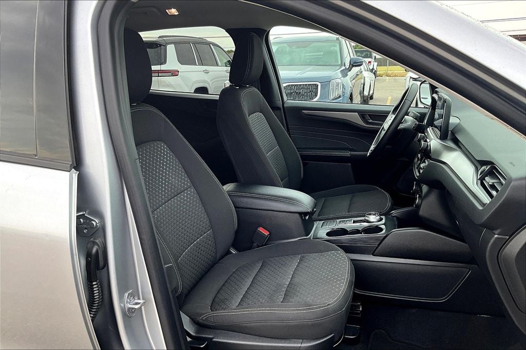 2023 Ford Escape Hybrid Active