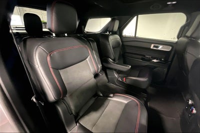 2024 Ford Explorer ST-Line