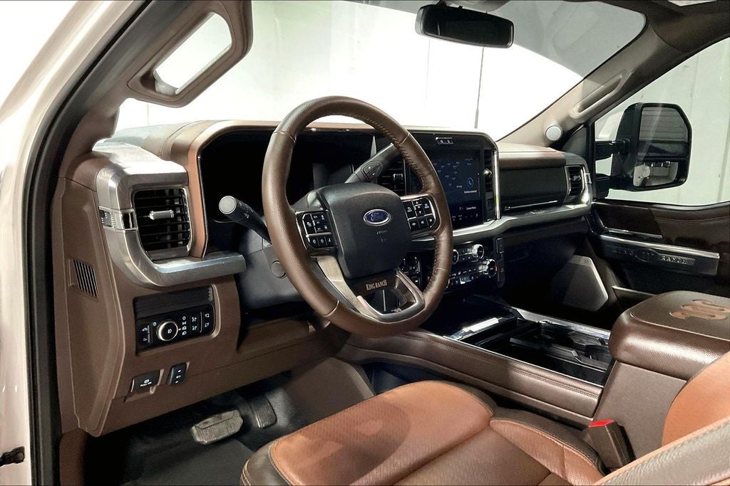 2025 Ford F-450SD King Ranch DRW