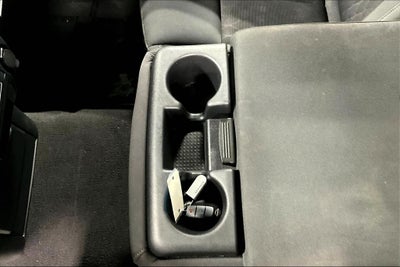 2023 Nissan Titan SV