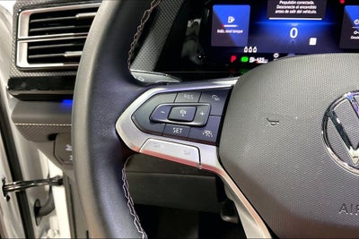 2025 Volkswagen Atlas Cross Sport 2.0T SEL