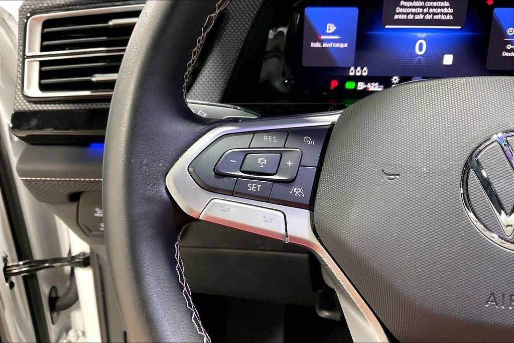 2025 Volkswagen Atlas Cross Sport 2.0T SEL