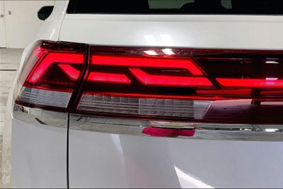 2025 Volkswagen Atlas Cross Sport 2.0T SEL