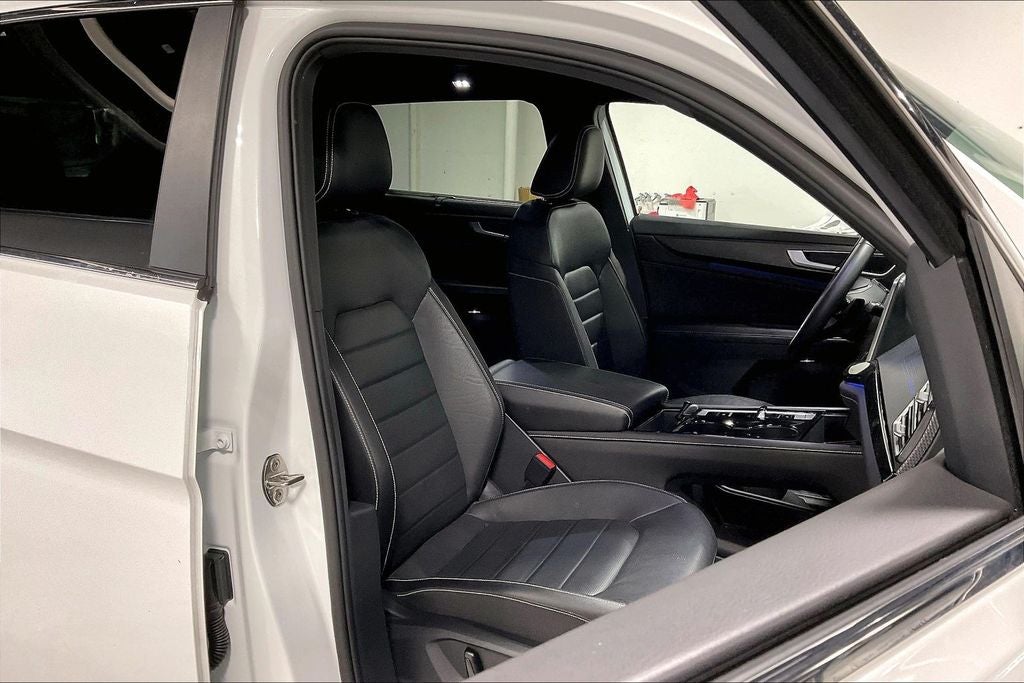 2025 Volkswagen Atlas Cross Sport 2.0T SEL