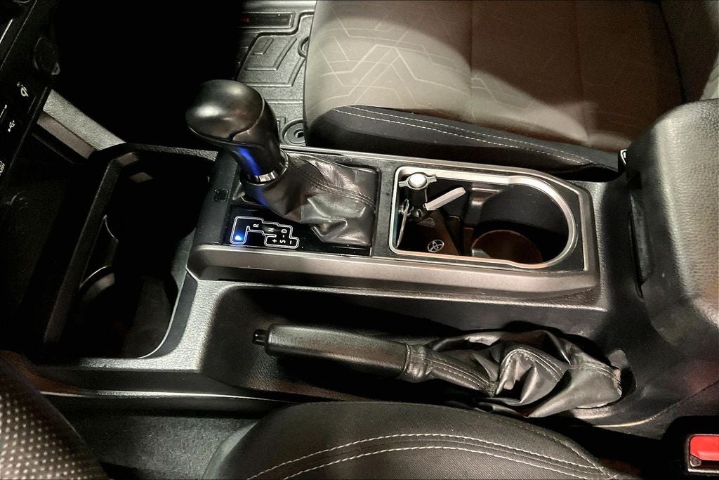 2022 Toyota Tacoma TRD Off-Road V6