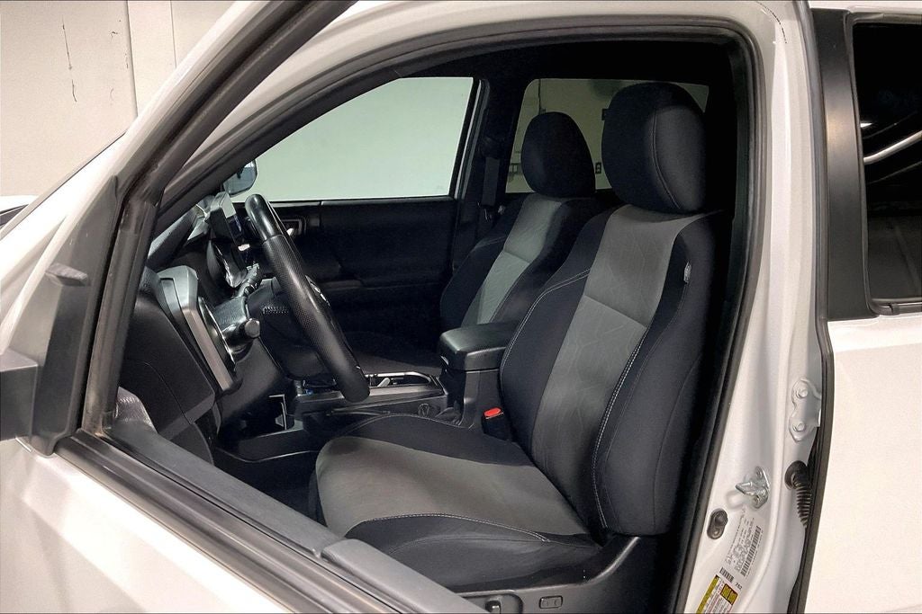 2022 Toyota Tacoma TRD Off-Road V6