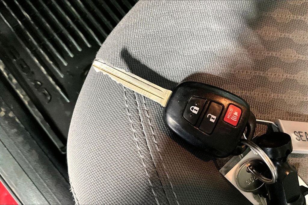 2021 Toyota Tacoma SR