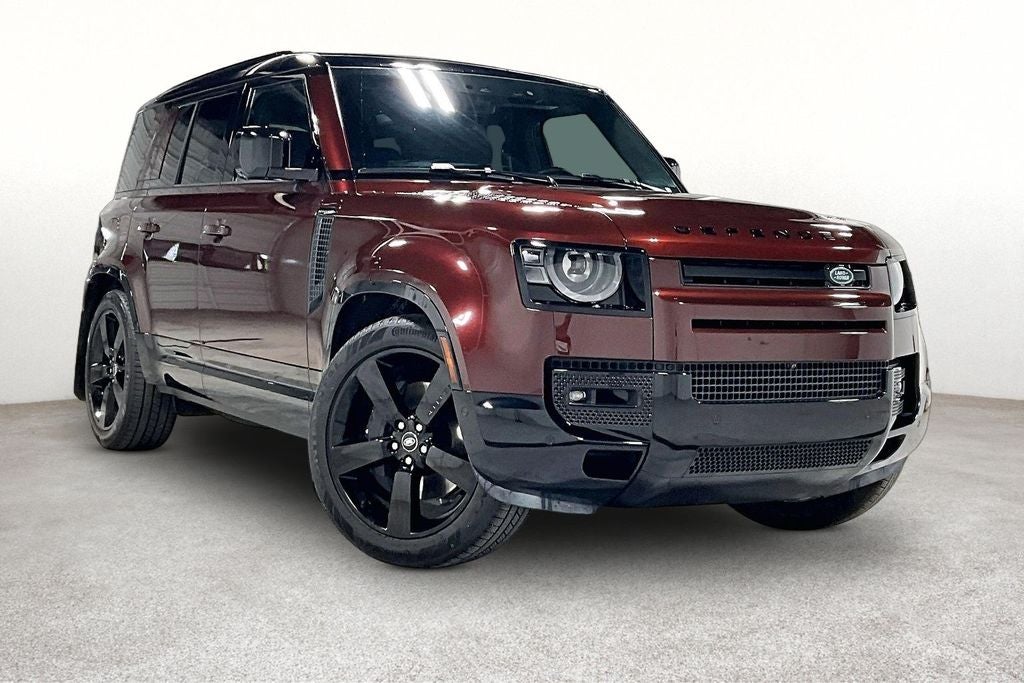 2025 Land Rover Defender 110 Sedona Red