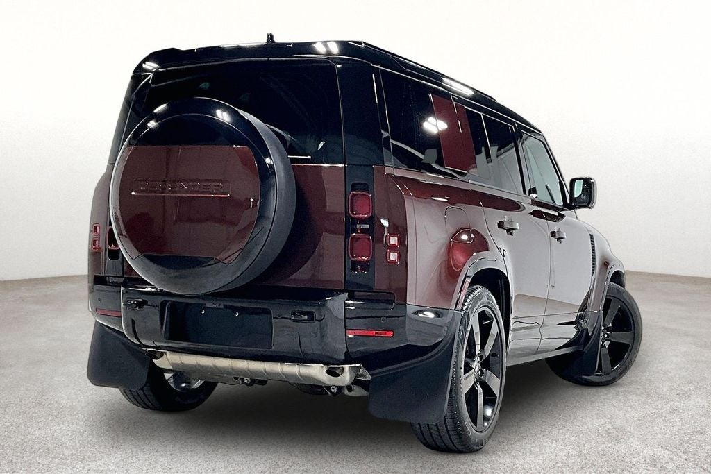 2025 Land Rover Defender 110 Sedona Red