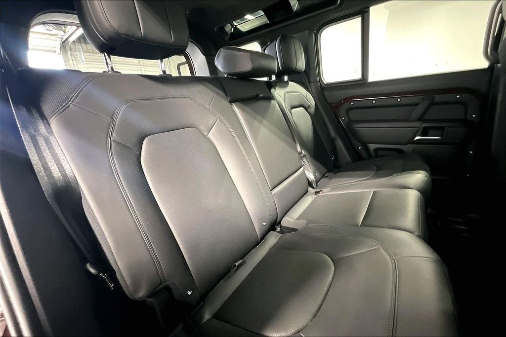 2025 Land Rover Defender 110 Sedona Red