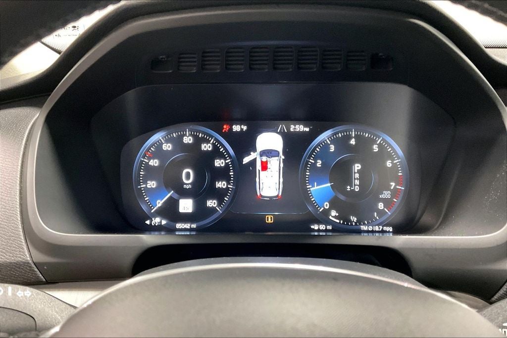 2021 Volvo XC90 T5 Momentum