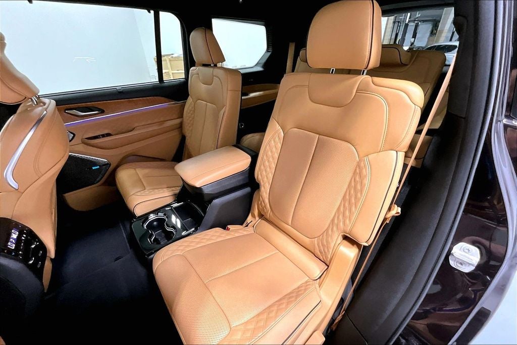 2022 Jeep Grand Cherokee L Summit Reserve