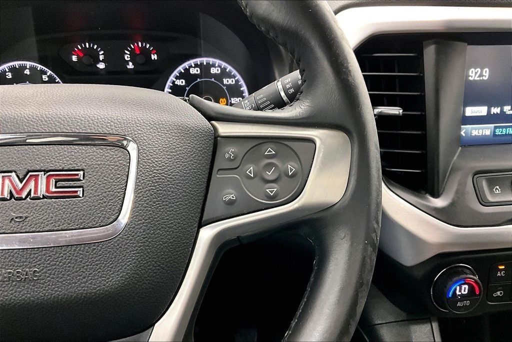 2019 GMC Acadia SLE-1