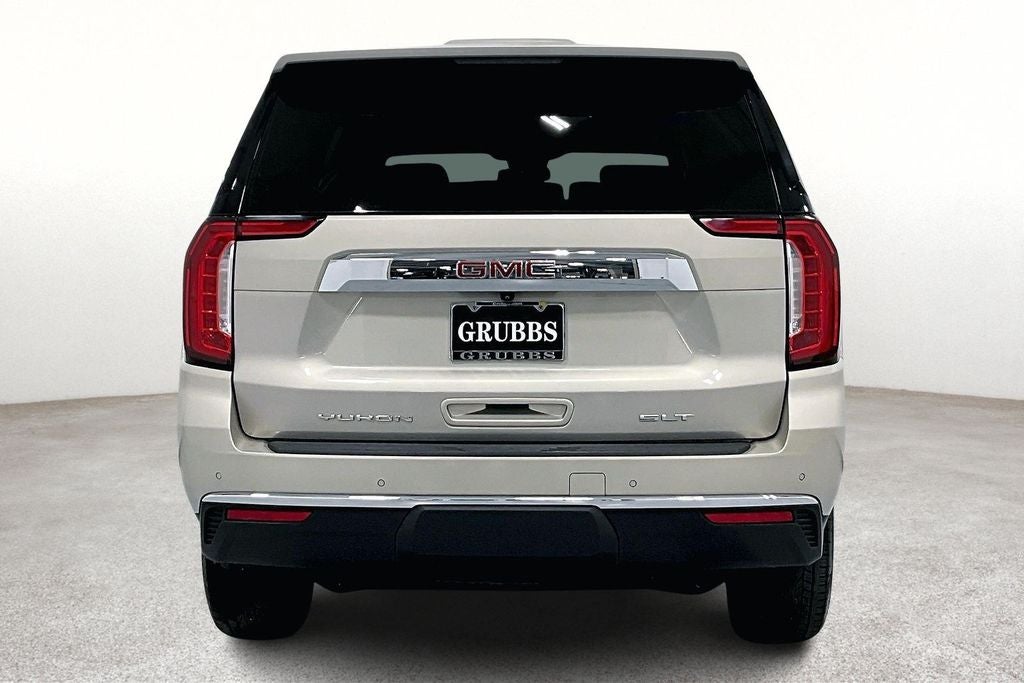2023 GMC Yukon SLT