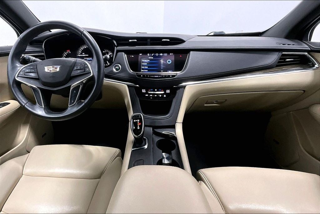 2017 Cadillac XT5 Base