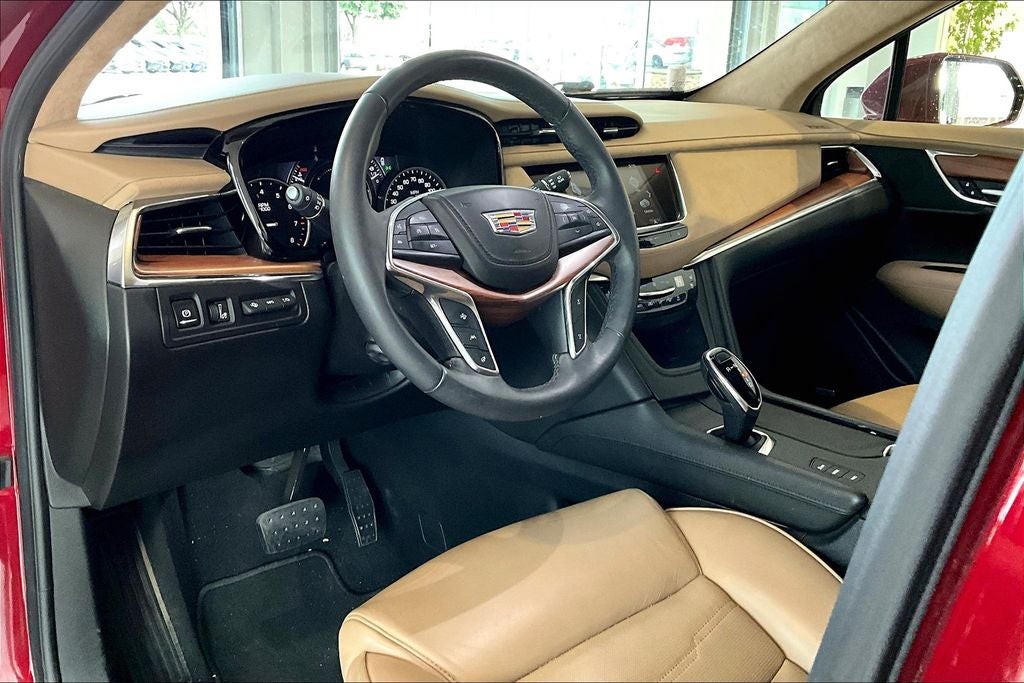 2018 Cadillac XT5 Platinum