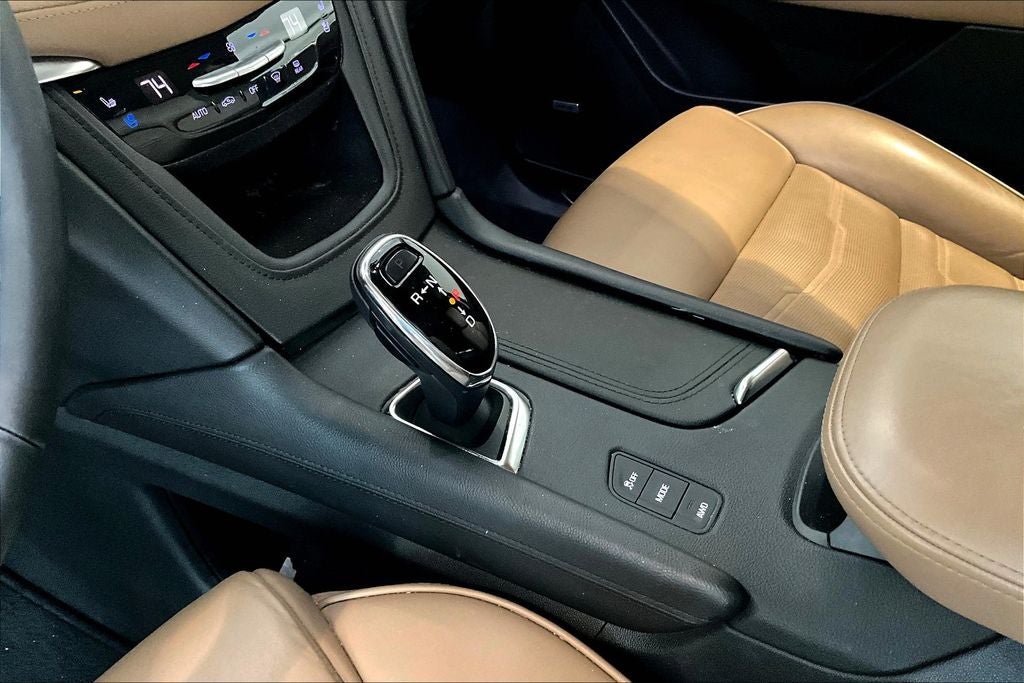 2018 Cadillac XT5 Platinum