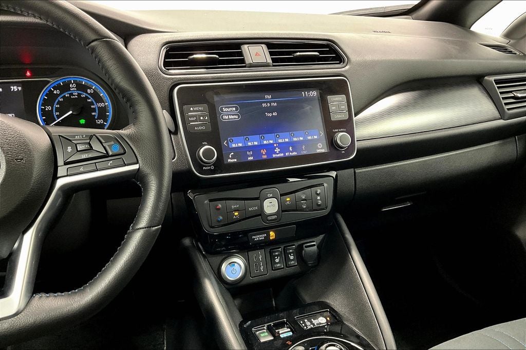 2025 Nissan Leaf SV Plus