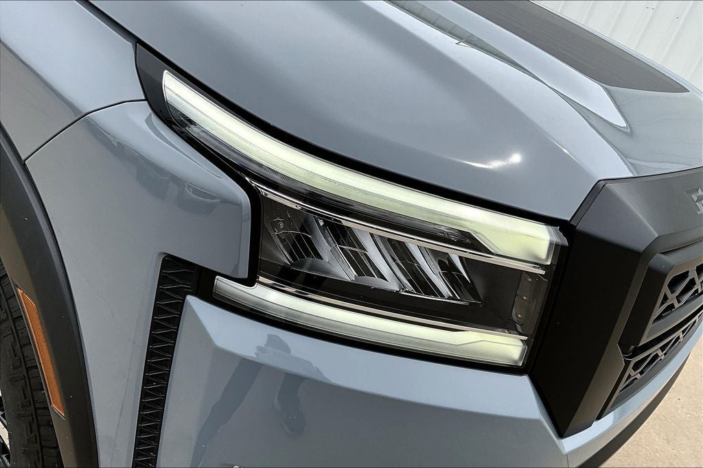 2023 Nissan Frontier PRO-X