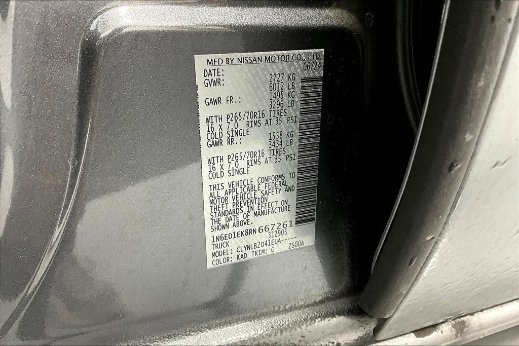 2024 Nissan Frontier SV