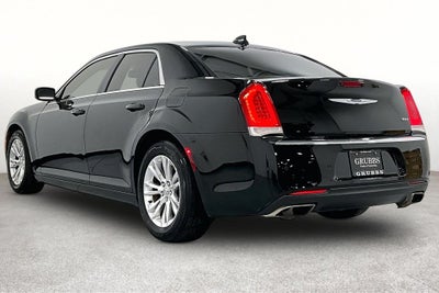 2021 Chrysler 300 Touring