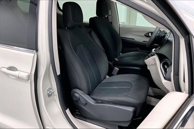 2019 Chrysler Pacifica LX