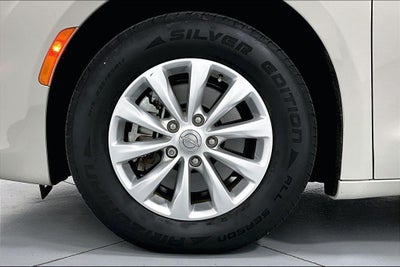 2019 Chrysler Pacifica LX