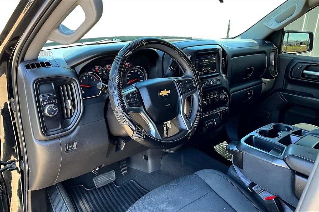 2022 Chevrolet Silverado 1500 LTD Custom