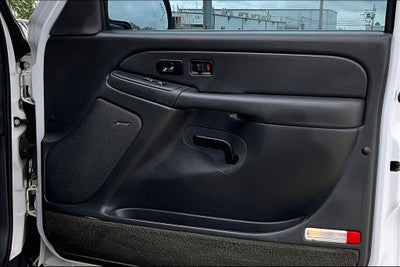 2004 Chevrolet Avalanche 1500 Base