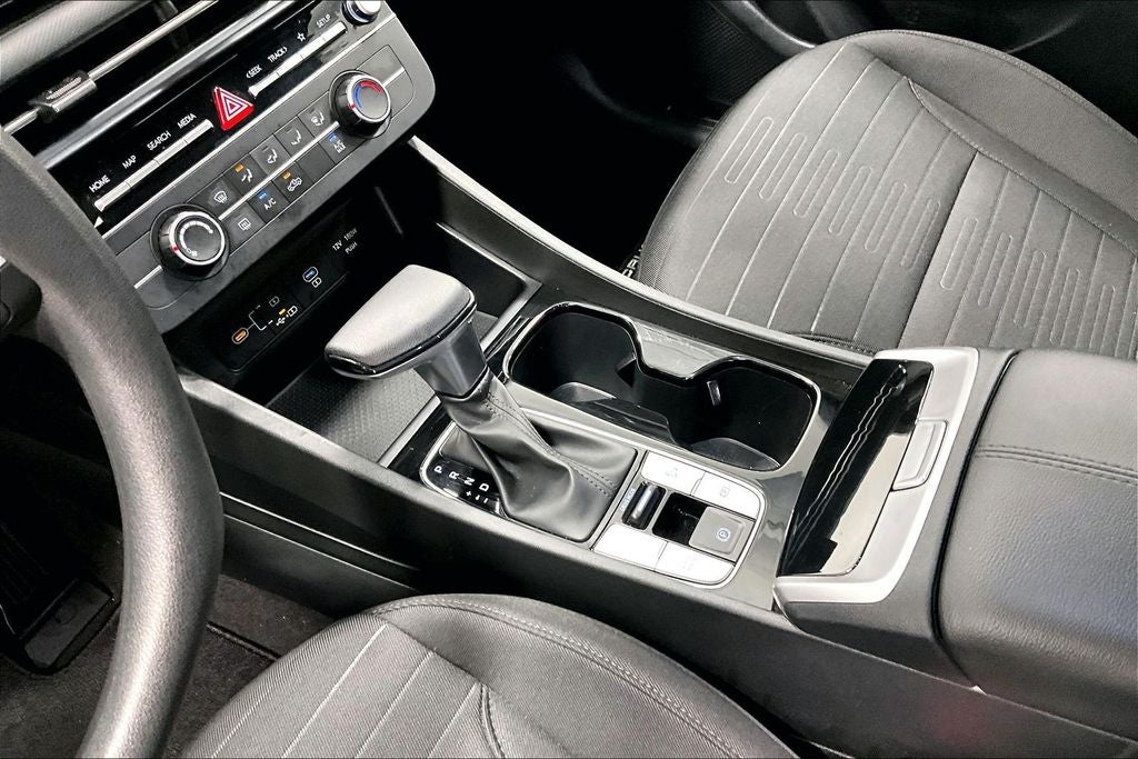 2025 Hyundai Santa Cruz SE