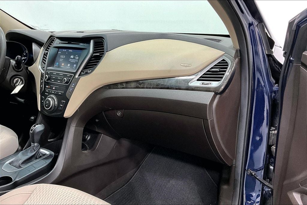 2017 Hyundai Santa Fe Sport 2.4 Base