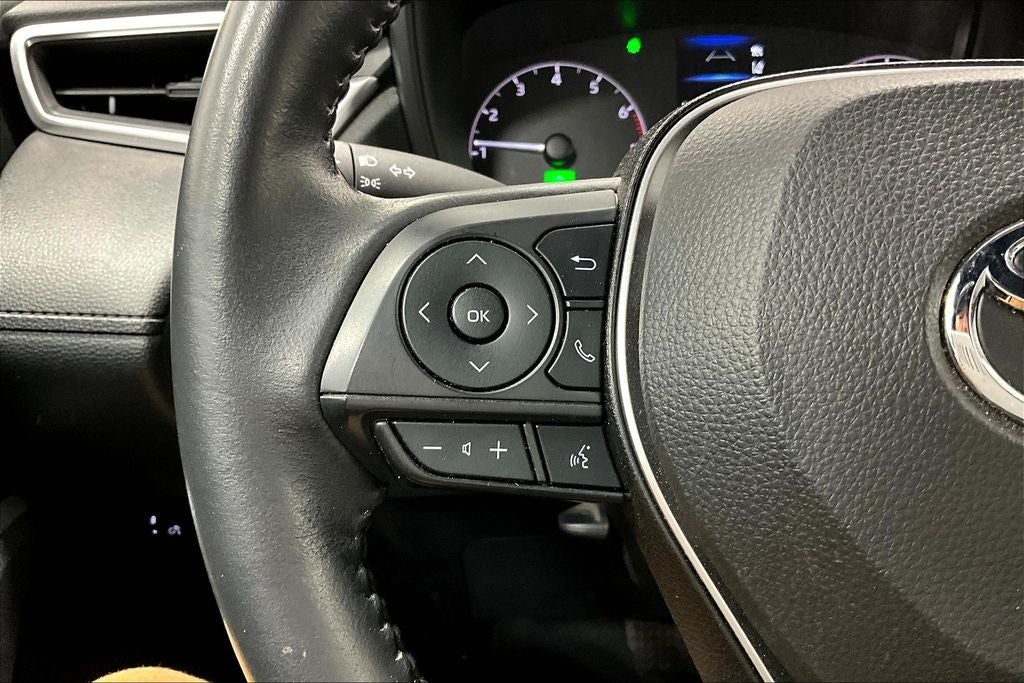 2023 Toyota Corolla Cross Hybrid SE